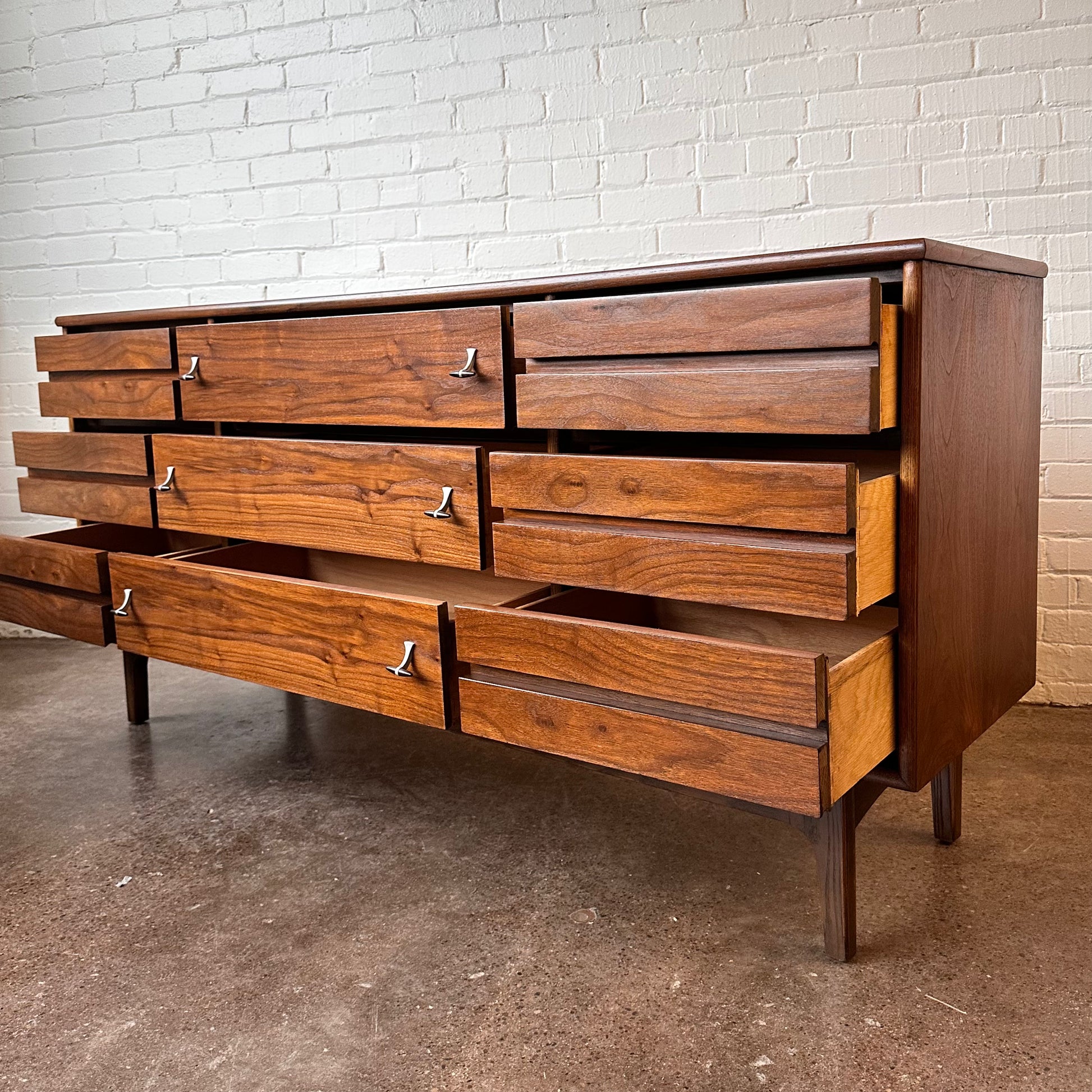RESTORED MCM WALNUT DRESSER WITH MIRROR BY STANLEY – MiMO Decor RESTORED MCM WALNUT DRESSER WITH MIRROR BY STANLEY – MiMO Decor