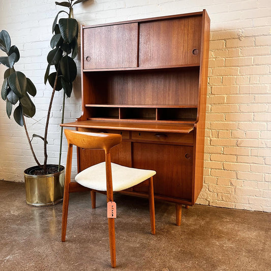 MCM DANISH TEAK SECRETARY/BAR CABINET/HUTCH