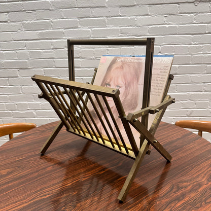 ELEGANT ITALIAN BRASS MAGAZINE RACK