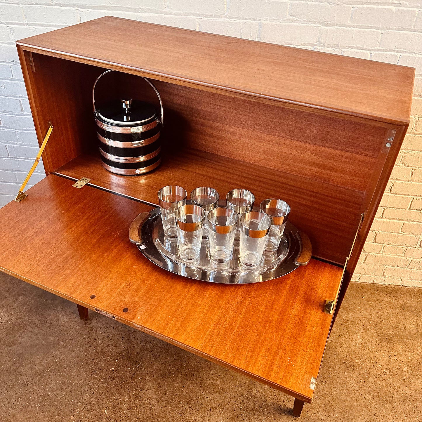 MAHOGANY COCKTAIL BAR CABINET BY GORDON RUSSELL