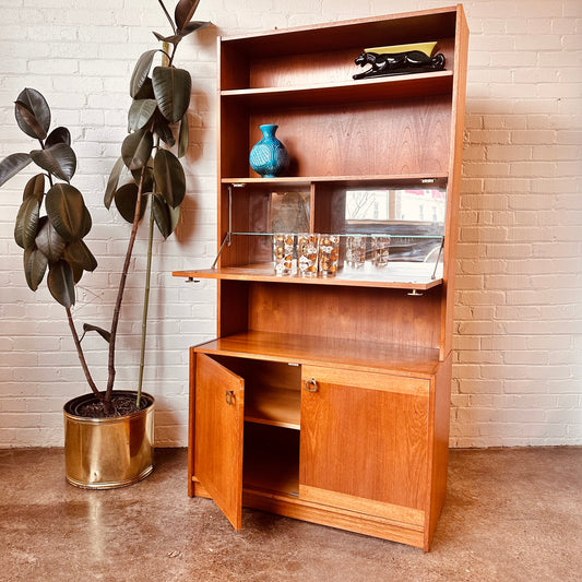 LIGNA PRAGUE TEAK BOOK SHELF CABINET
