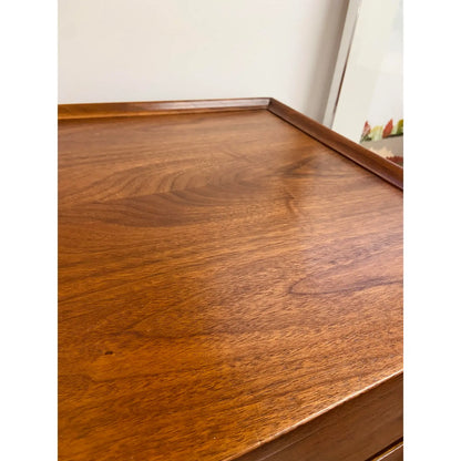 5 DRAWER DRESSER BY MERTON GERSHUN FOR AMERICAN OF MARTINSVILLE