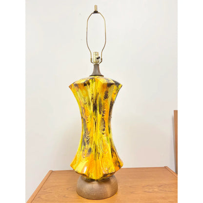 MCM YELLOW DRIP GLAZE CERAMIC TABLE LAMP