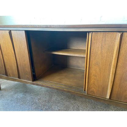 MCM WALNUT DEILCRAFT CREDENZA WITH BYPASS DOORS