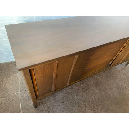 MCM WALNUT DEILCRAFT CREDENZA WITH BYPASS DOORS