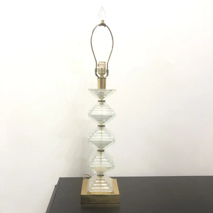 DIAMOND BASE CUT GLASS TABLE LAMP