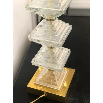 DIAMOND BASE CUT GLASS TABLE LAMP