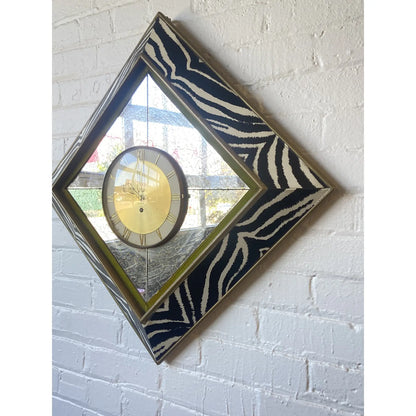 RETRO SELF WINDING ZEBRA WALL CLOCK